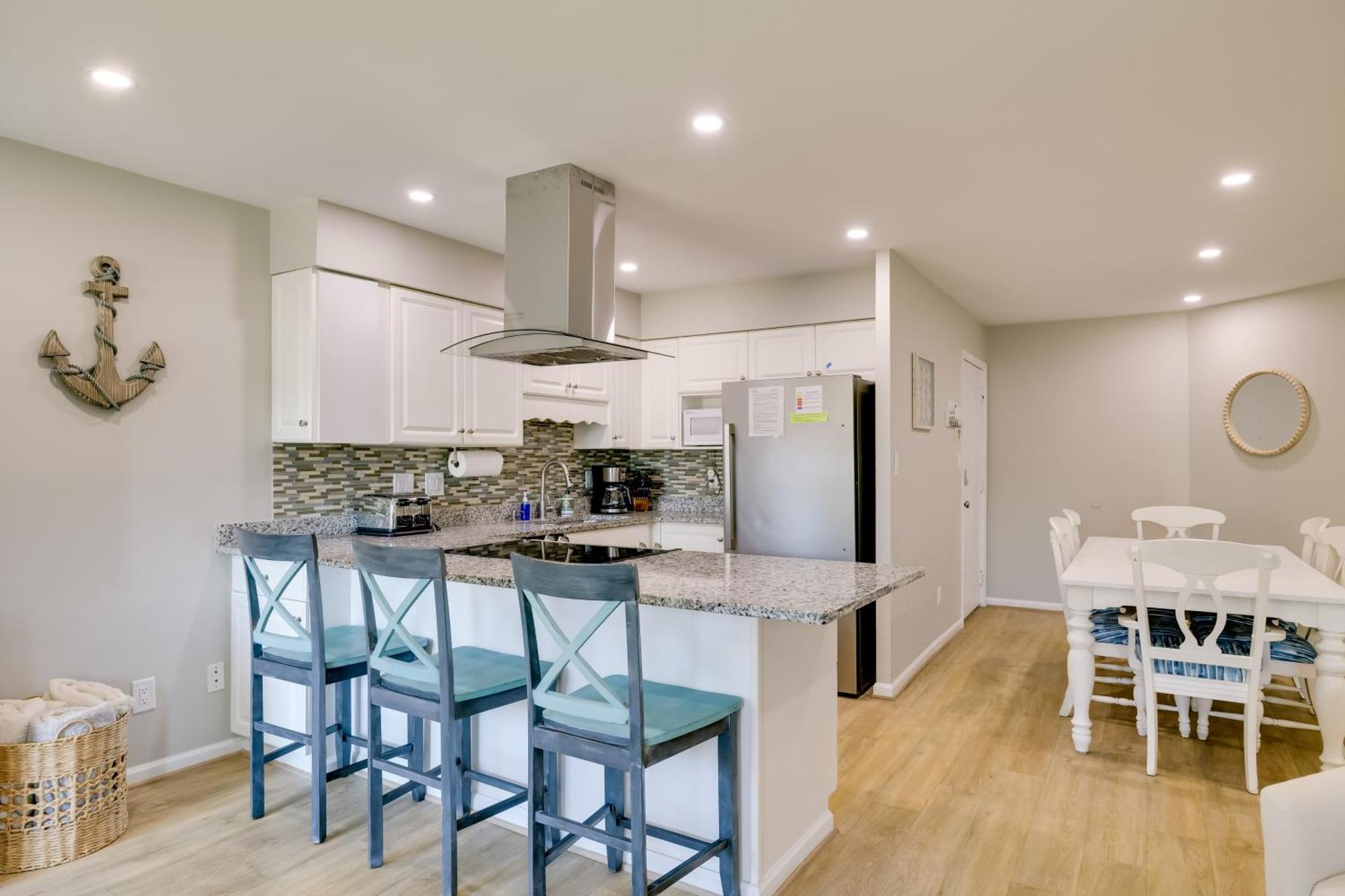 Emerald Isle Condo With Indoor Pool And Beach Access! Exterior photo