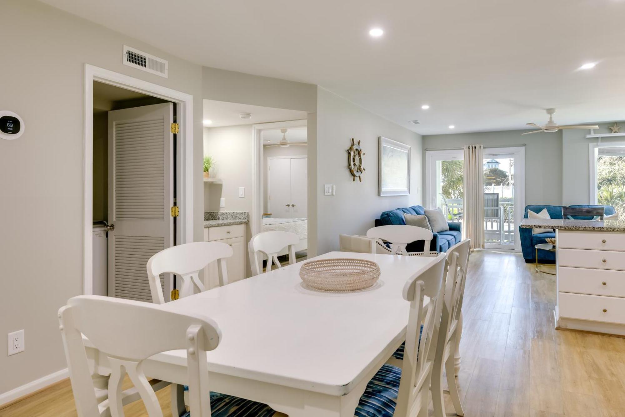 Emerald Isle Condo With Indoor Pool And Beach Access! Exterior photo