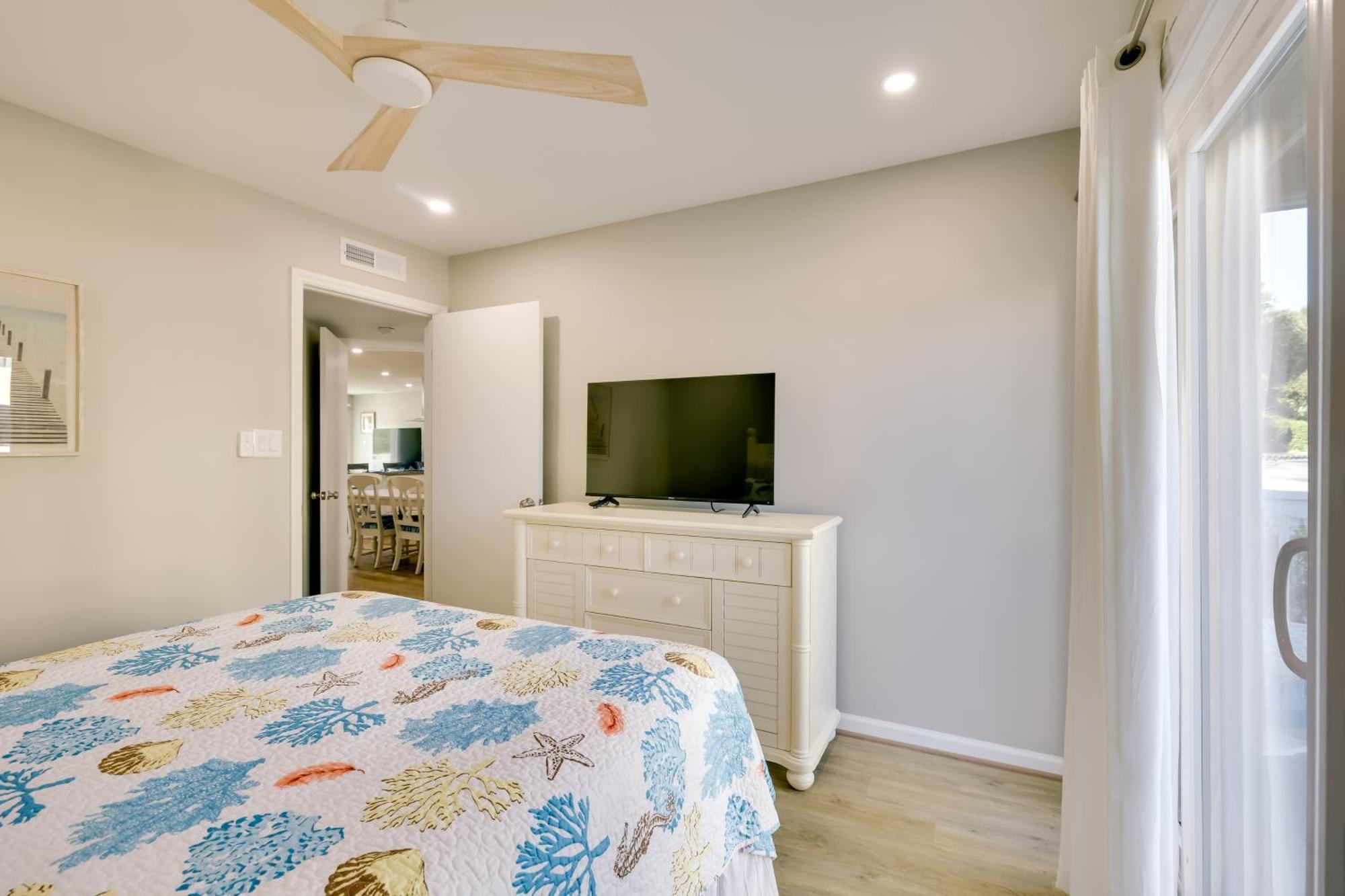Emerald Isle Condo With Indoor Pool And Beach Access! Exterior photo