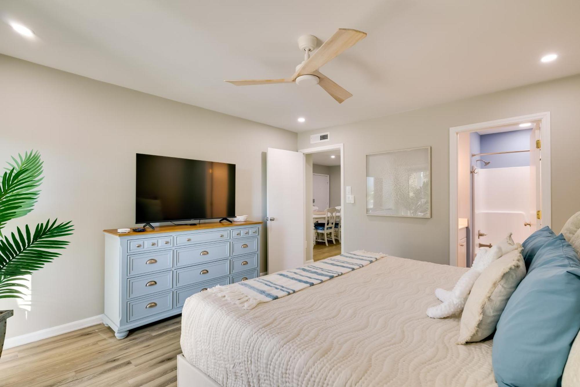Emerald Isle Condo With Indoor Pool And Beach Access! Exterior photo