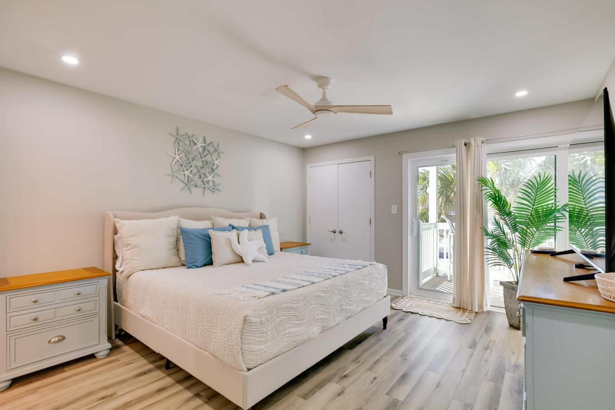 Emerald Isle Condo With Indoor Pool And Beach Access! Exterior photo